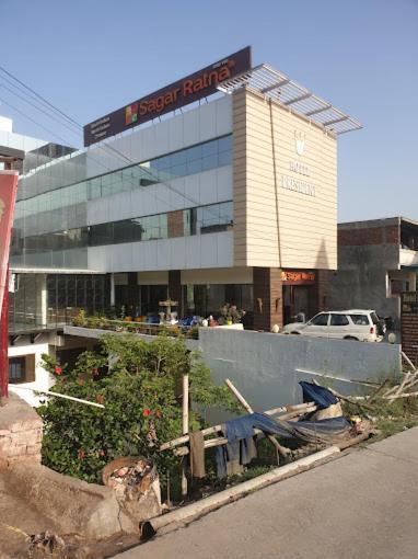 Hotel President Bharwain Екстер'єр фото